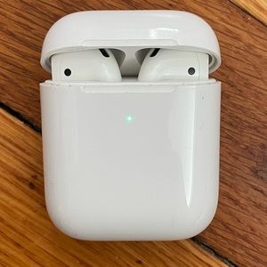 Apple AirPods